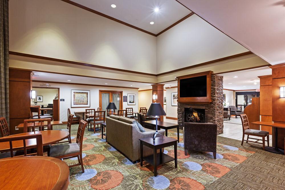 Hotel Staybridge Nw Near Six Flags Fiesta, An Ihg