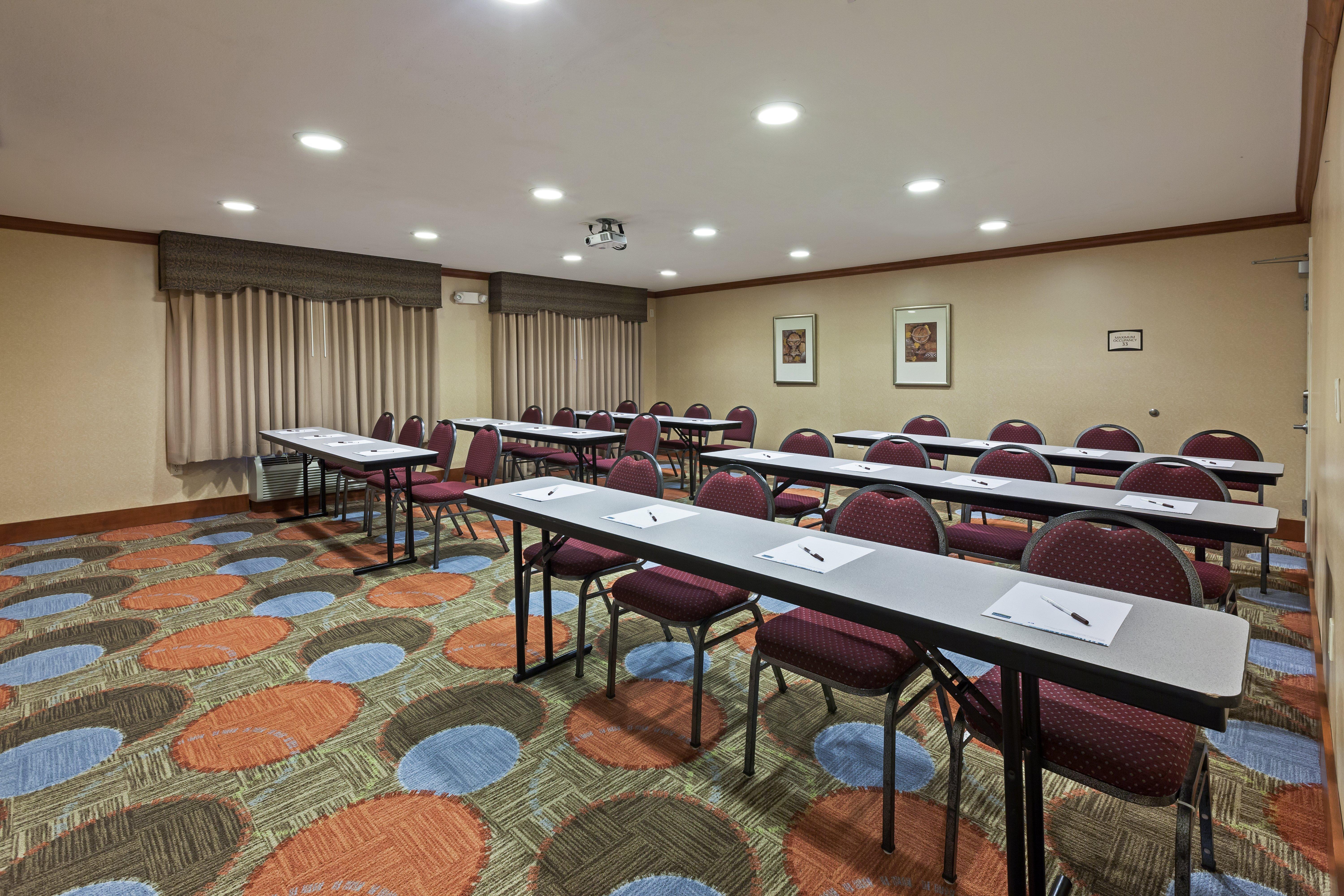 Hotel Staybridge Nw Near Six Flags Fiesta, An Ihg San Antonio
