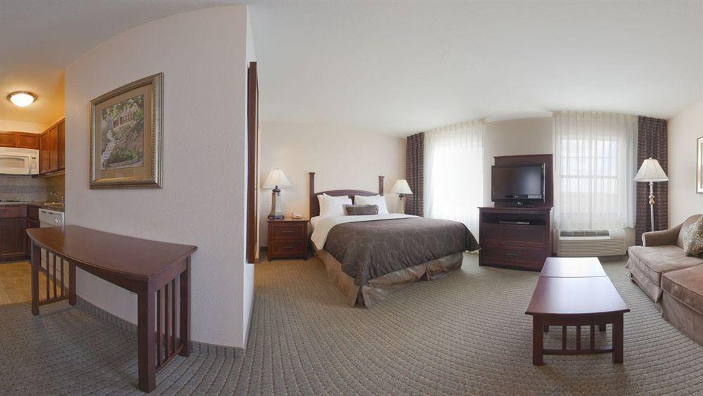 Staybridge Nw Near Six Flags Fiesta, An Ihg 3*