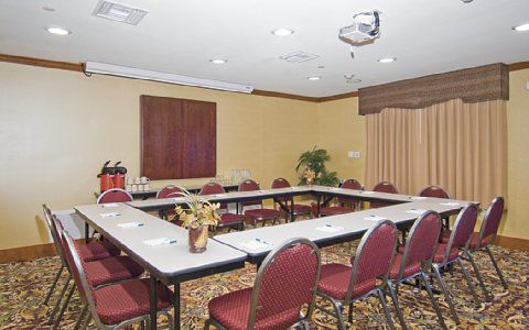 Staybridge Nw Near Six Flags Fiesta, An Ihg 3* San Antonio